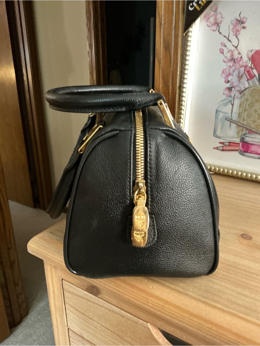 MCM München Black Leather Boston Satchel Gold Hardware - Picture 7 of 14